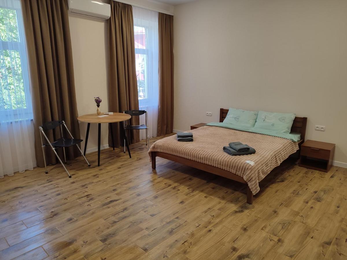 Sweethomeapartment Kamjanets-Podilskyj Exteriör bild