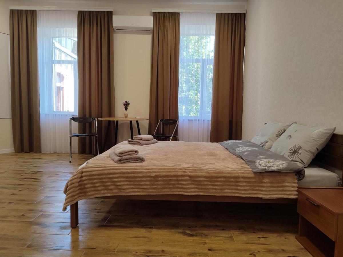 Sweethomeapartment Kamjanets-Podilskyj Exteriör bild